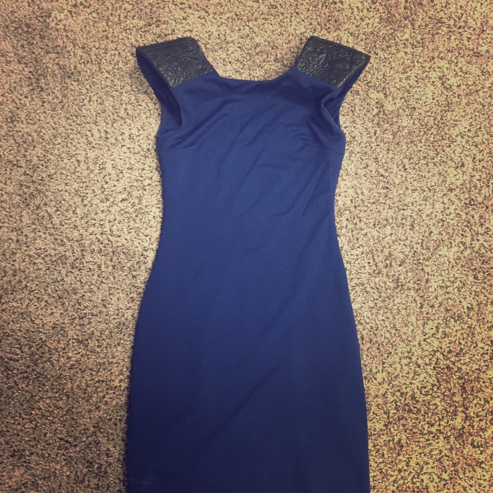 Guess cocktail dress. XS LIKE NEW